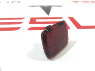 Отражатель двери передней левой/правой, ориг. номер 1085105-00-E, Tesla Model Y 2020-2026