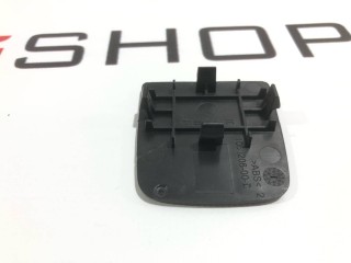 Заглушка облицовки крышки багажника, ориг. номер 1053206-00-D, Tesla Model X 2015-2021