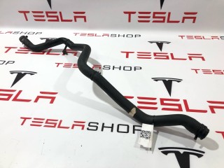 Трубка дренажная панели стеклоомывателя, ориг. номер 1036247-00-D, Tesla Model X 2015-2021