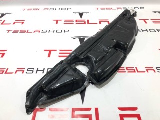 Шумоизоляция крыла, ориг. номер 1037732-00-B, Tesla Model X 2015-2021