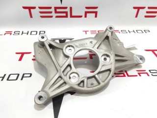 прочая запчасть, ориг. номер 104437600D, 1044037-00-C, Tesla Model 3 2017-2021