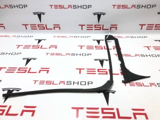 Уплотнитель стойки В (камера), ориг. номер 1032153-00-C, Tesla Model X 2015-2021
