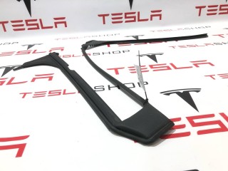 Уплотнитель стойки В (камера), ориг. номер 1032153-00-C, Tesla Model X 2015-2021