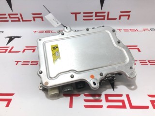 Джаншен бокс передний, ориг. номер 1049678-00-H, Tesla Model X 2015-2021