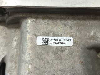 Джаншен бокс передний, ориг. номер 1049678-00-H, Tesla Model X 2015-2021
