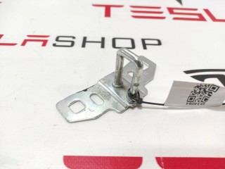 Петля замка крышки багажника, ориг. номер A2467400032, 1034482-00-A, Tesla Model X 2015-2021