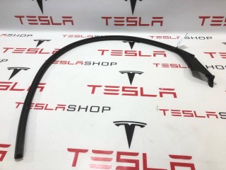 Уплотнитель проема дверного, ориг. номер 1032147-00-C, Tesla Model X 2015-2021