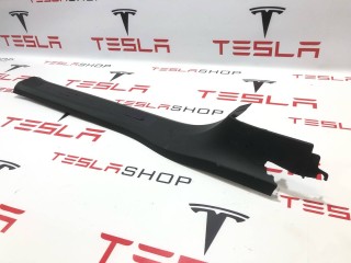 Накладка дверного порога, ориг. номер 1035987-02-G, 1496490-00-A, Tesla Model X 2015-2021