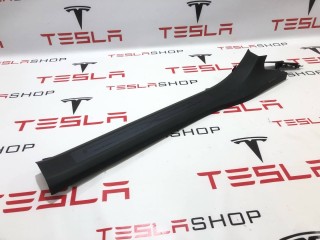 Накладка дверного порога, ориг. номер 1035987-02-G, 1496490-00-A, Tesla Model X 2015-2021