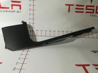 Накладка стойки А, ориг. номер 1086293-91-F, Tesla Model 3 2017-2021
