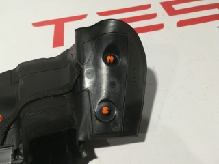 Уплотнитель стекла внутренний двери, ориг. номер 1090504-00-E, Tesla Model 3 2017-2021