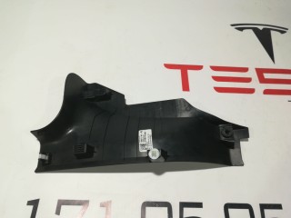 Накладка стойки С, ориг. номер 1086312-00-E, Tesla Model 3 2017-2021