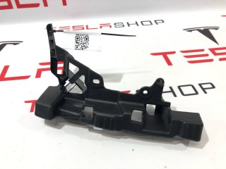 Кронштейн накладки, стойки C, ориг. номер 1051825-00-B, 1056083-00-C, Tesla Model X 2015-2021