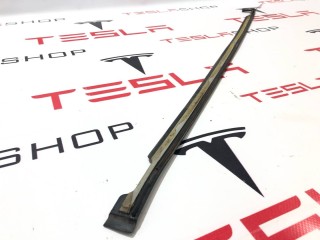 Уплотнитель подъемной задней двери, ориг. номер 1069010-00-C, 1069010-00-B, Tesla Model X 2015-2021