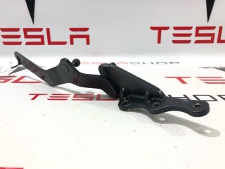 прочая запчасть, ориг. номер 1032667-00-L, Tesla Model X  [рестайлинг] 2021-2026