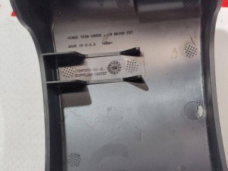 Накладка петли подъемной задней двери, ориг. номер 1047075-00-B, Tesla Model X 2015-2021