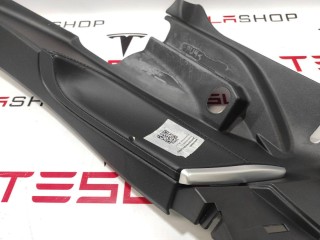 Накладка стойки С, ориг. номер 1002536-00-A, Tesla Model S 2012-2016