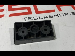 Опора под домкрат (подушка), ориг. номер 1009124-00-C, Tesla Model S 2012-2016