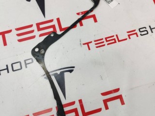 Детали высоковольтной батареи, ориг. номер 1594171-00-D, 1658481-00-F, Tesla Model S 2-й рест 2021-2026