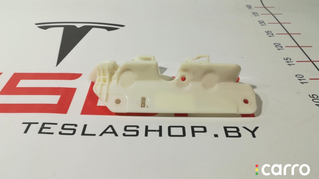 Кронштейн накладки, стойки В Tesla Model 3 2017-2021, 1103776-00-I, фото 1
