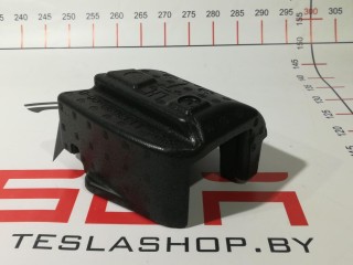 Упор направляющей сиденья, ориг. номер 1133020-00-D, Tesla Model 3 2017-2021