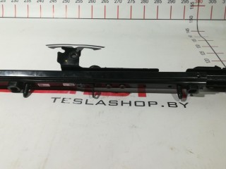 Салазка переднего сиденья левая, ориг. номер 1101682-99-B, Tesla Model 3 2017-2021