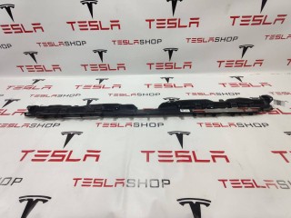 Кронштейн решетки обдува, ориг. номер 1095411, 1624716-00-A, 1100574-00-G, Tesla Model Y 2020-2026