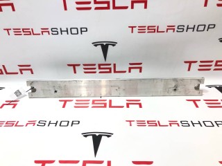 Кронштейн (опора) подкапотного бокса, ориг. номер 1518495-00-B, Tesla Model Y 2020-2026