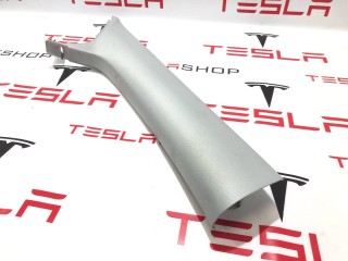 Накладка стойки А, ориг. номер 1494605-00-D, Tesla Model Y 2020-2026