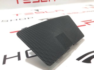 Корпус кронштейна дисплея, ориг. номер 1516779-00-C, 110113600F, Tesla Model Y 2020-2026