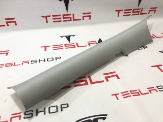 Накладка стойки С, ориг. номер 1086269-01-L, Tesla Model 3 2021-2024