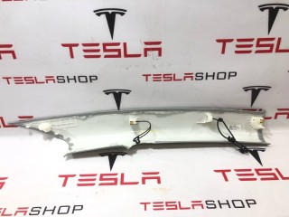 Накладка стойки С, ориг. номер 1086269-01-L, Tesla Model 3 2021-2024