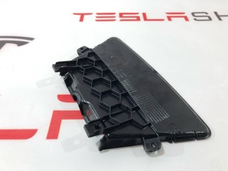 Панель крепления камеры TRIPLE, ориг. номер 1530259-00-B, 1086333-00-F, Tesla Model 3 2021-2024