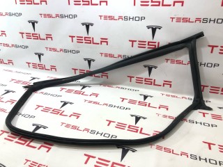 Уплотнитель проема дверного, ориг. номер 1090499-00-K, Tesla Model 3 2021-2024
