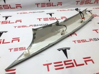 Накладка стойки С, ориг. номер 1086266, 1086265-01-L, 1086265-01-N, Tesla Model 3 2021-2024