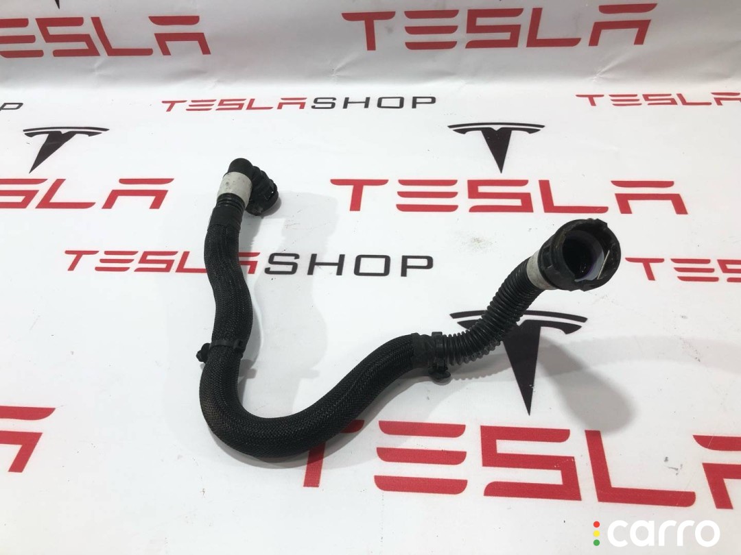 Патрубок системы охлаждения заднего мотора Tesla Model 3 2021-2024, 1077594-00-C, фото 1