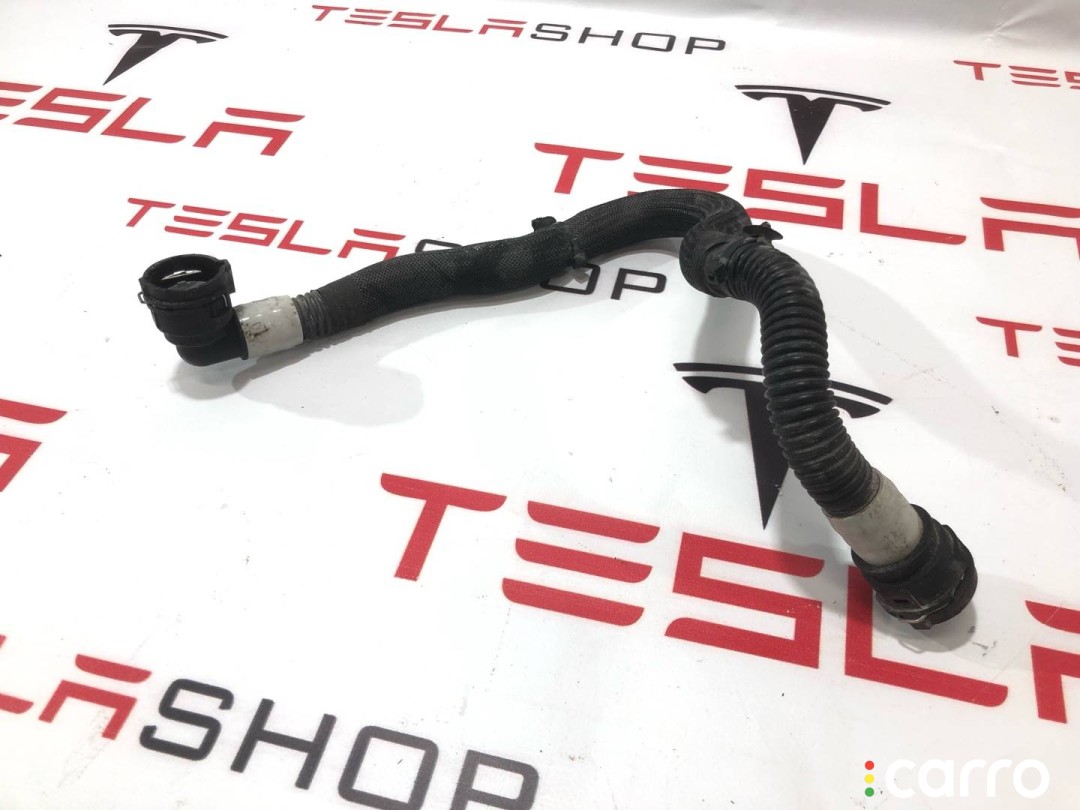 Патрубок системы охлаждения заднего мотора Tesla Model 3 2021-2024, 1077594-00-C, фото 3