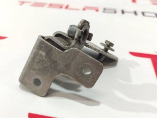 Кронштейн крепления клаксона, ориг. номер 6008607-00-B, Tesla Model S
