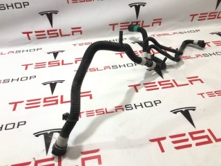 прочая запчасть, ориг. номер 1521493-00-C, Tesla Model 3 2017-2021