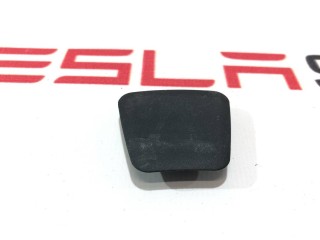 Заглушка карты задней двери, ориг. номер 1105171-00-D, Tesla Model 3 2021-2024