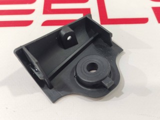 Корпус центрального люверса, ориг. номер 1494156-00-A, Tesla Model Y 2020-2026