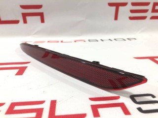 Отражатель заднего бампера, ориг. номер 1077406-00-F, Tesla Model 3 2017-2021