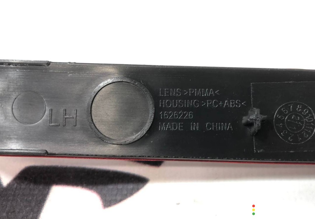 Отражатель заднего бампера Tesla Model Y 2020-2026, 1495817-00-C, фото 4