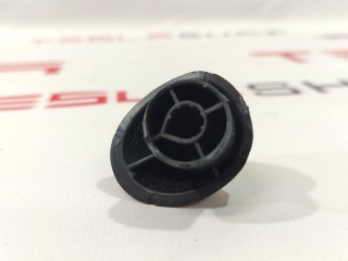 Крышка фонаря багажника, ориг. номер 1607940-00-C, Tesla Model Y 2020-2026