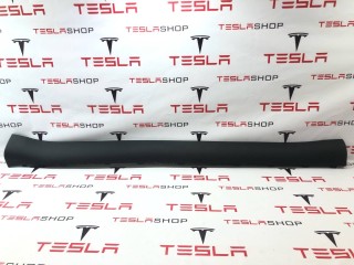 Накладка порога рокерной панели, ориг. номер 1497744-00-B, 1493632-90-B, Tesla Model Y 2020-2026