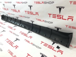 Накладка порога рокерной панели, ориг. номер 1497740-00-C, 1493631-90-B, Tesla Model Y 2020-2026