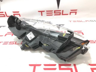 фара (запчасти) лев., ориг. номер 1621194-00-C, Tesla Model X рест 2021-2026