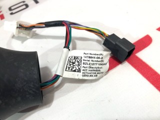 прочая запчасть, ориг. номер 1476608-00-D, 1478840-00-A, 1478844-00-A, 1505515-00-B, 1451453-00-C, Tesla Model 3 2017-2021