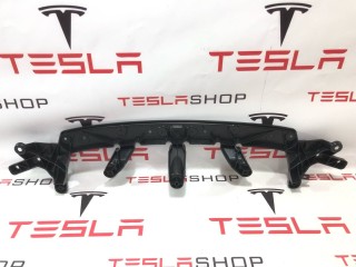Кронштейн верхний передний (гриля), ориг. номер 1047020-00-F, Tesla Model X 2015-2021