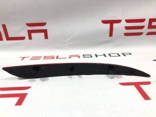 Отражатель заднего бампера, ориг. номер 1077406-00-F, Tesla Model 3 2017-2021
